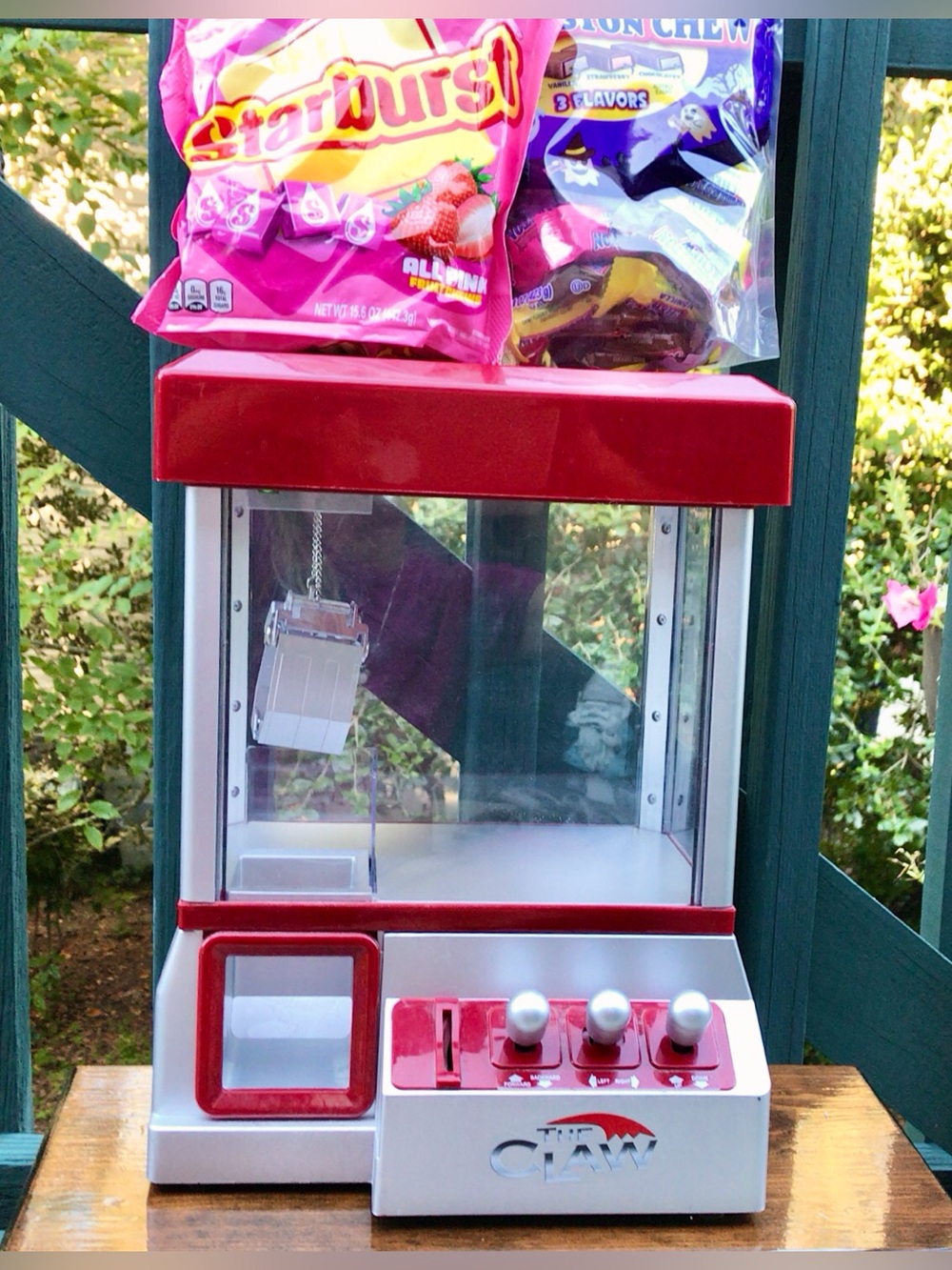 Tabletop The Claw Machine Original Coins Included Fill With Toys Candy Prizes